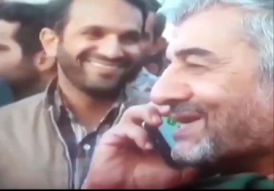 (عکس) ماجرای دکمه سبز موبایل سردار جعفری (عکس) ماجرای دکمه سبز موبایل سردار جعفری