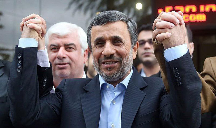 بازی برد-برد احمدی‌نژاد با حکمت و حکمیت