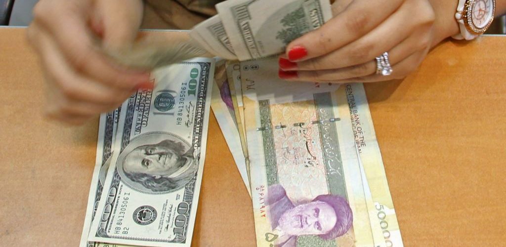 تبعات گران شدن دلار در روز‌های پایان سال