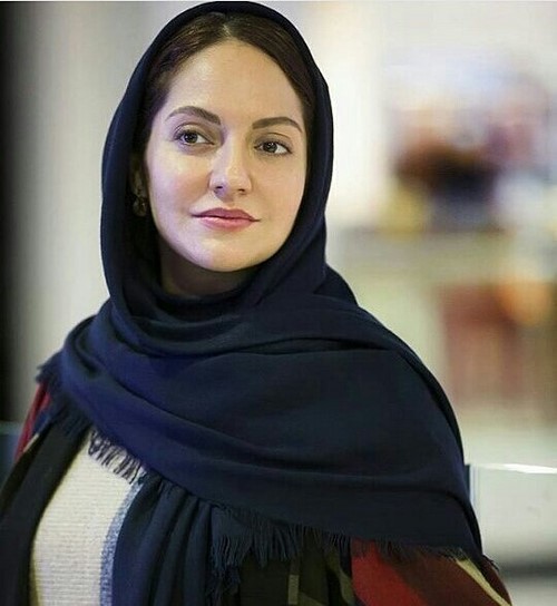 روزنامه جوان: مهناز افشار تا پیش از ازدواجش هنرمندی محجوب بود