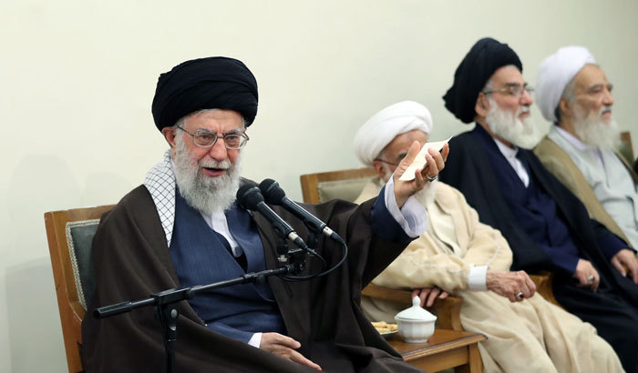 هیچ مشکل حل نشدنی در کشور وجود ندارد