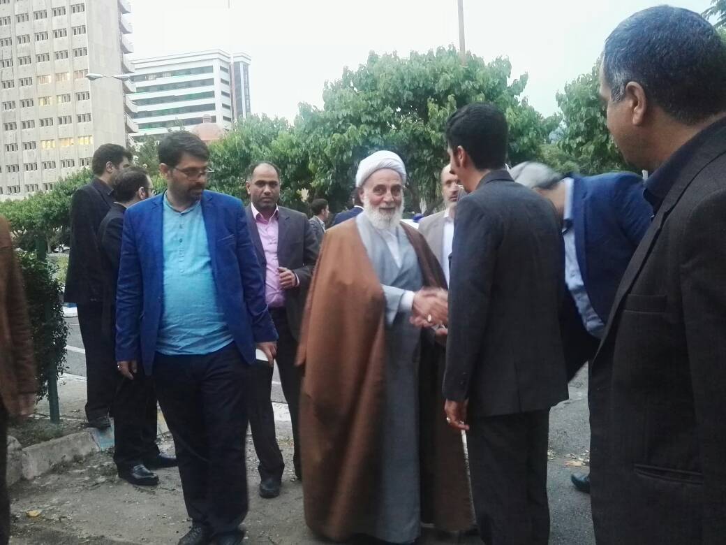 (تصویر) حضور ناطق‌نوری و خاتمی در افطاری عارف