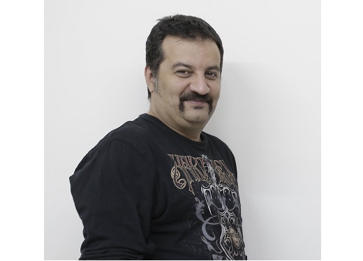 کیهان، این بار علیه مهراب قاسم خانی!