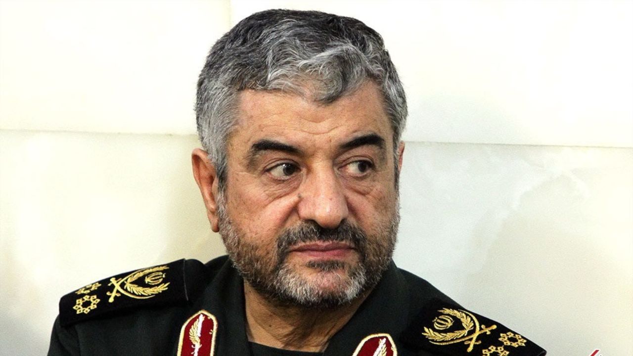 فرمانده کل سپاه: شرایط کنونی یک آزمون الهی است فرمانده کل سپاه: شرایط کنونی یک آزمون الهی است