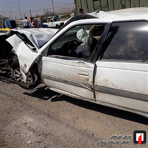 (تصاویر) تصادف پژو با نیوجرسی در جاده خاوران