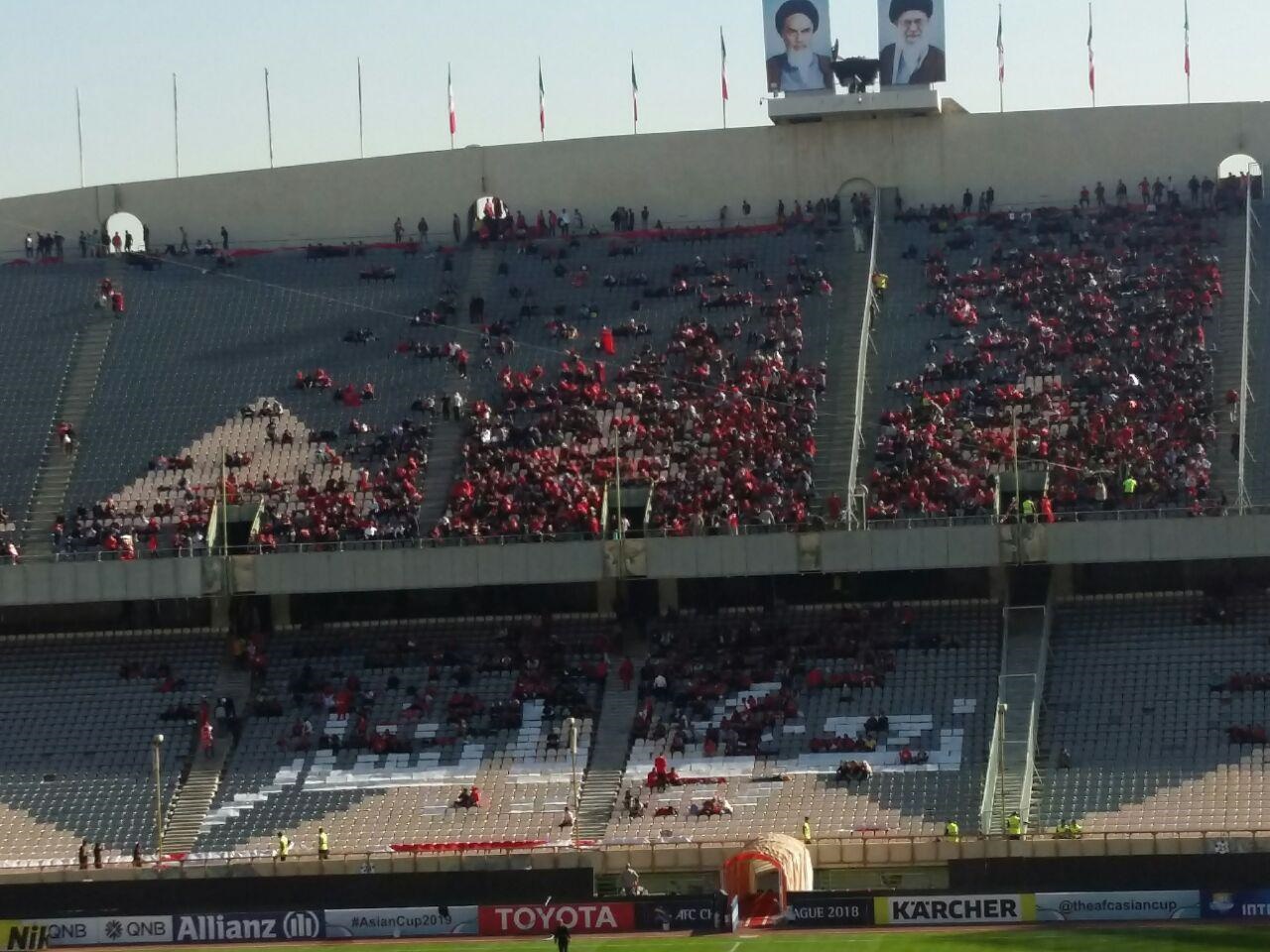 اولین تصاویر از هواداران پرسپولیس در آزادی اولین تصاویر از هواداران پرسپولیس در آزادی