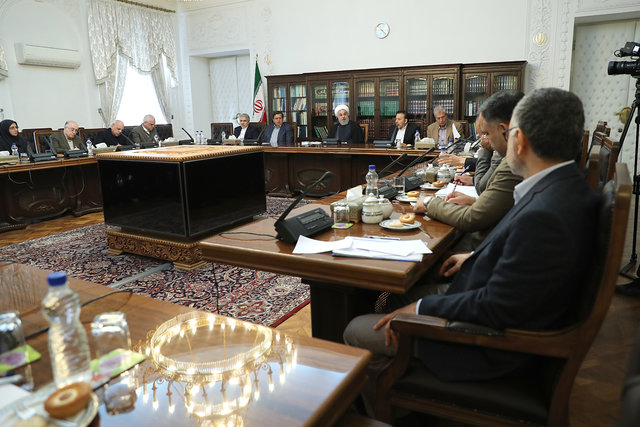روحانی: در شرایط بحرانی نیستیم روحانی: در شرایط بحرانی نیستیم