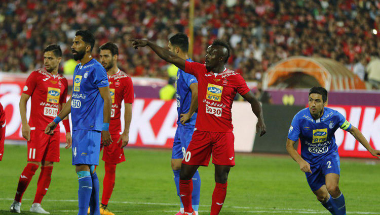 واگذاری مجدد استقلال و پرسپولیس تا پایان سال واگذاری مجدد استقلال و پرسپولیس تا پایان سال