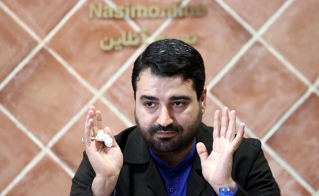 حاشیه‌ای بر ماجرای بارداری با اینترنت رایگان