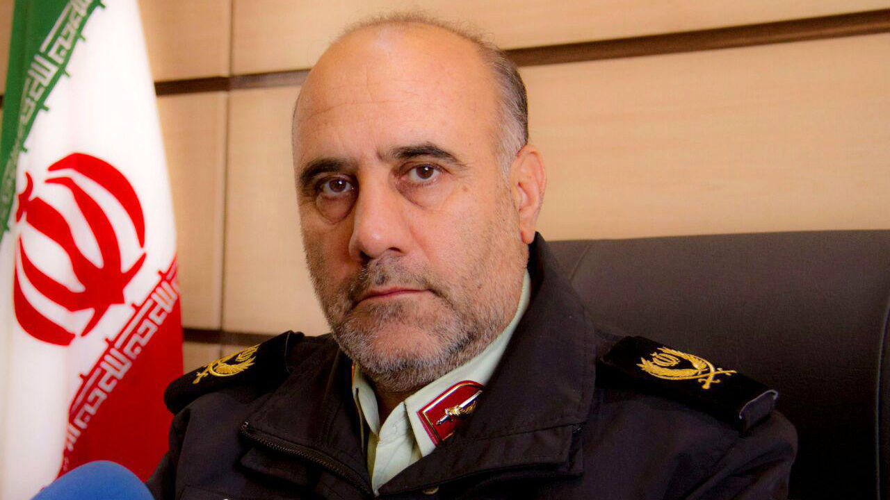 موضع پلیس در مقابل کشف حجاب موضع پلیس در مقابل کشف حجاب