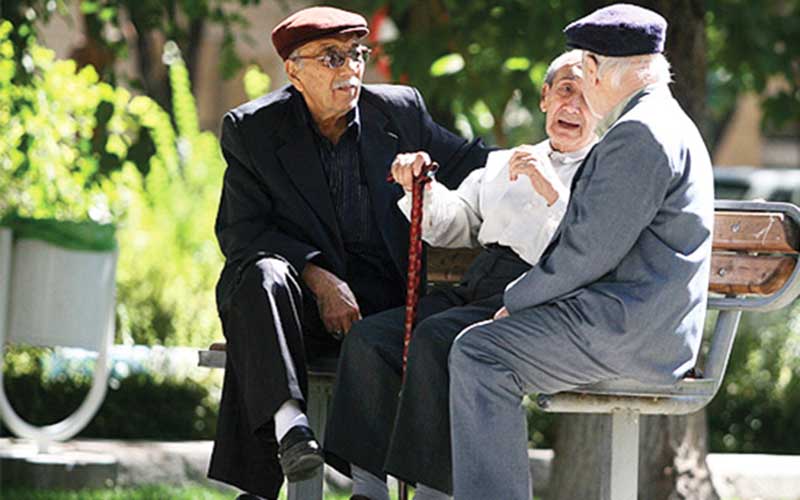 بازنشستگان امشب عیدی میگیرند؟ بازنشستگان امشب عیدی میگیرند؟