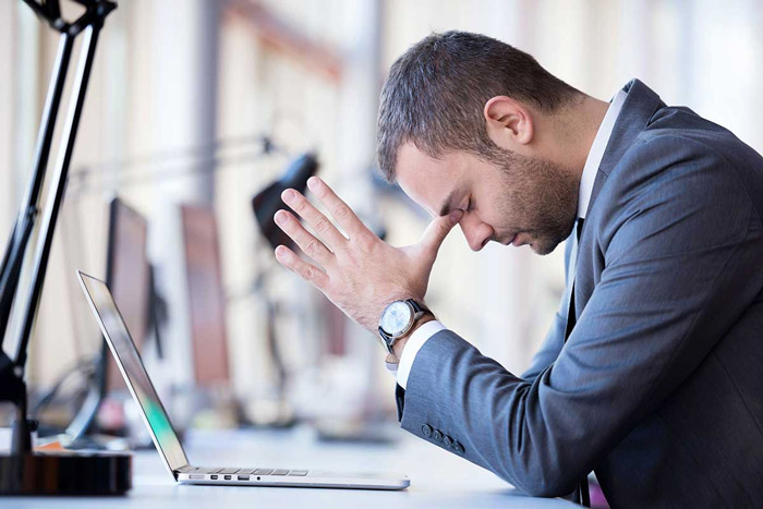 استرس دارید؟ آواز بخوانید و دوش آب سرد بگیرید استرس دارید؟ آواز بخوانید و دوش آب سرد بگیرید