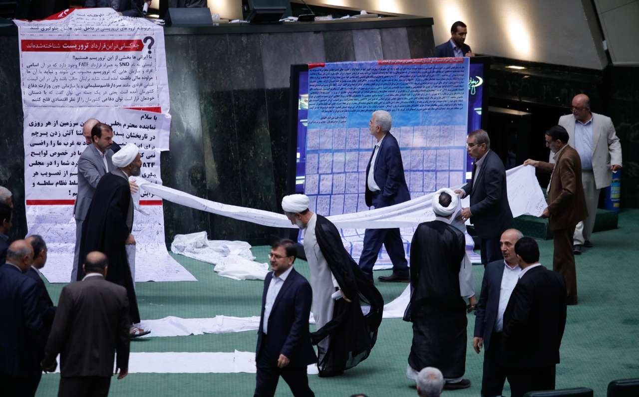 دلواپسان 