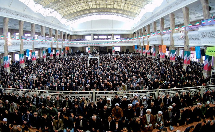 هماهنگی بحث برانگیز در نماز جمعه هماهنگی بحث برانگیز در نماز جمعه