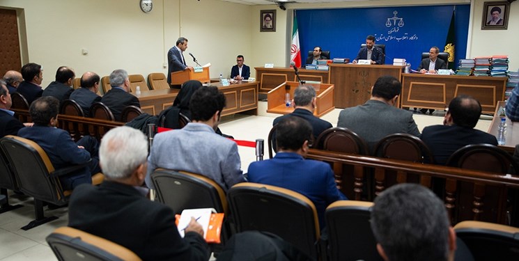 محاکمه ۱۴ متهم پرونده فساد در پتروشیمی محاکمه ۱۴ متهم پرونده فساد در پتروشیمی