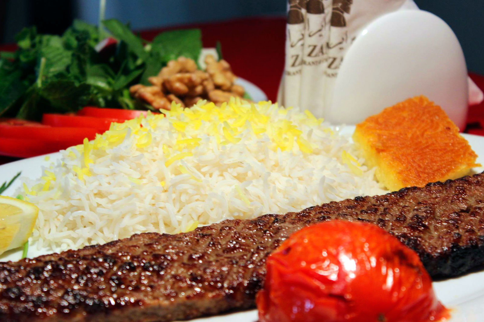 گوشت ۱۰۰ هزارتومانی، چلوکباب ۲ هزارتومانی؟ گوشت ۱۰۰ هزارتومانی، چلوکباب ۲ هزارتومانی؟