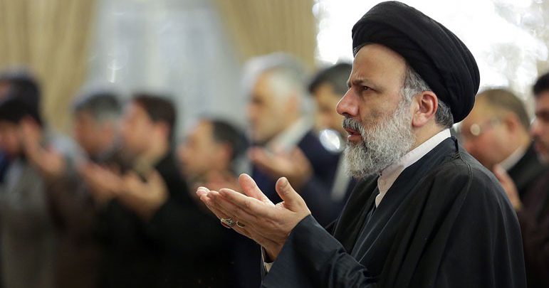 رئیس جدید سازمان پزشکی قانونی منصوب شد رئیس جدید سازمان پزشکی قانونی منصوب شد