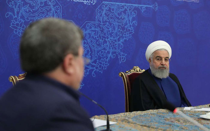 گلایه روحانی از محدودیت اختیارات رییس‌جمهور؛ واکنش‌ها و چند نکته