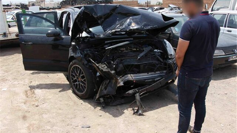 متهم پورشه سوار به اتهام قتل غیر عمد بازداشت است