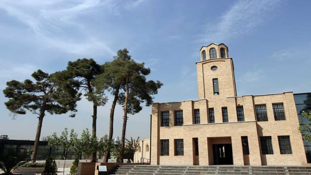 همه‌چیز درباره زندان قصر
