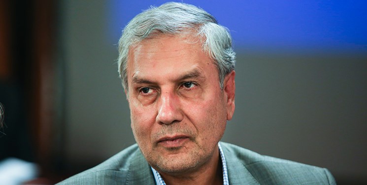 ربیعی: هیچ تغییری تا پایان سال برای تامین کالا و نرخ ارز صورت نمی‌گیرد