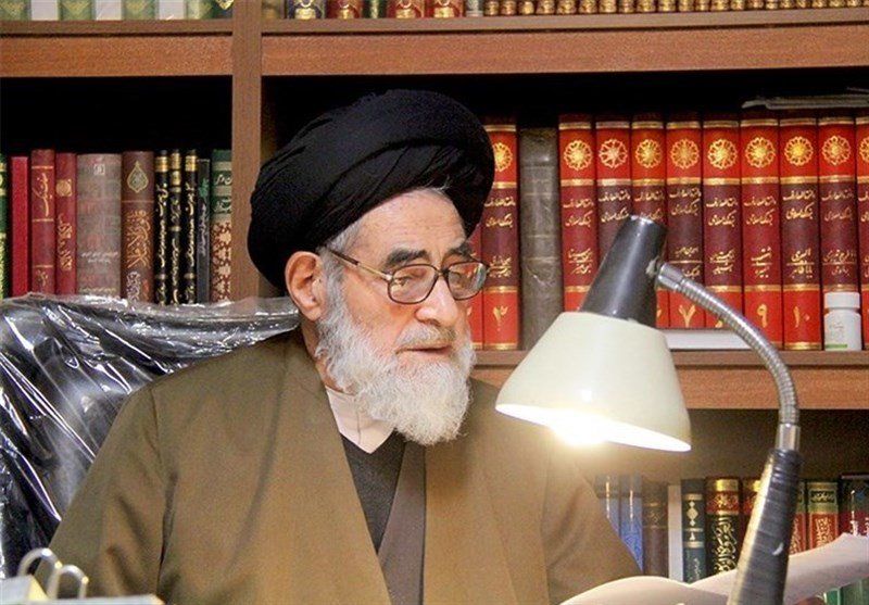 روایتهایی خواندنی از جلسه انتخاب آیتالله خامنهای به رهبری روایتهایی خواندنی از جلسه انتخاب آیتالله خامنهای به رهبری