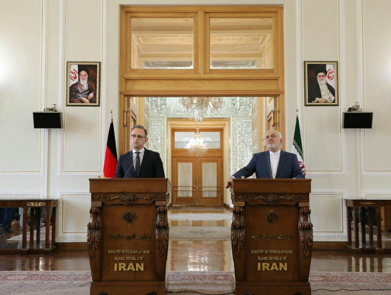 ظریف: جنگ اقتصادی آمریکا علیه ایران بسیار خطرناک است/ وزیر خارجه آلمان: تلاش می کنیم برجام ادامه یابد