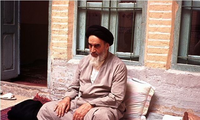 چرا امام خمینی (ره) سیگار را ترک کرد؟ چرا امام خمینی (ره) سیگار را ترک کرد؟