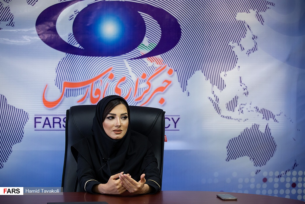 (تصاویر) سیما دختر ۲۵ ساله: من مادر عروس‌های ایران هستم!