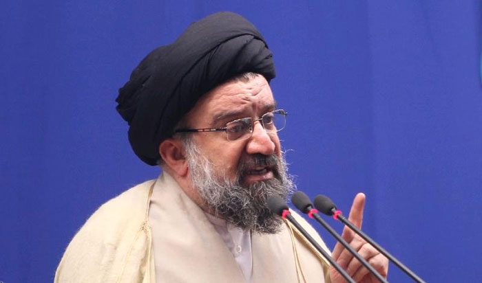 احمد خاتمی: فضای مجازی قتل‌گاهِ نظام است