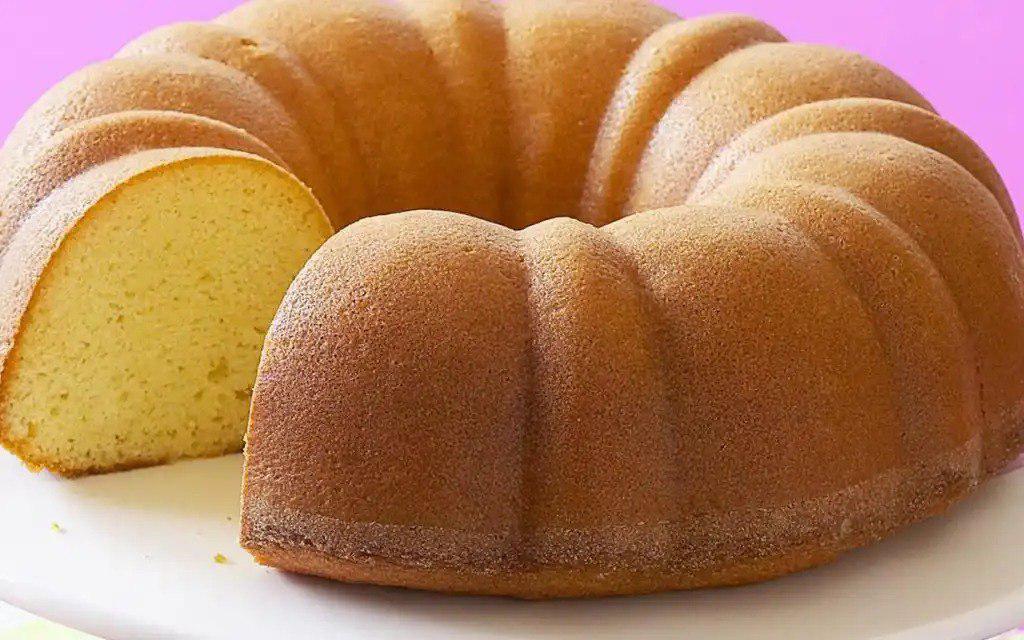 طرز تهیه کیک وانیلی خانگی؛ ساده و حوشمزه طرز تهیه کیک وانیلی خانگی؛ ساده و حوشمزه
