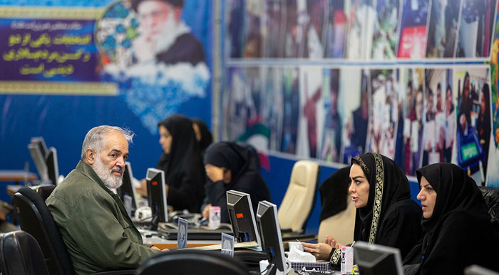ثبت نام نامزدهای انتخابات؛ غیبت اصلاح‌طلبان، اشتیاق اصولگرایان و نامزدی یک ژن خوب