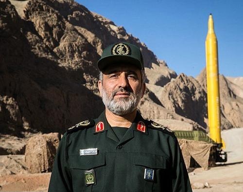(عکس) بیوگرافی سردار حاجی زاده از فرمانهی هوا فضای سپاه تا استوری فرزند شهید همت