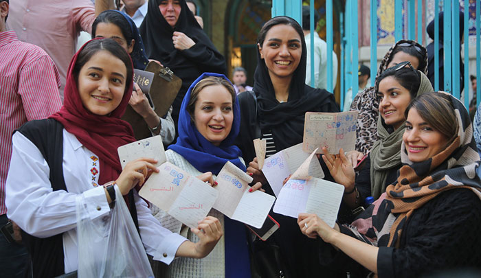 معمای ردصلاحیت ۹۰ نماینده مجلس