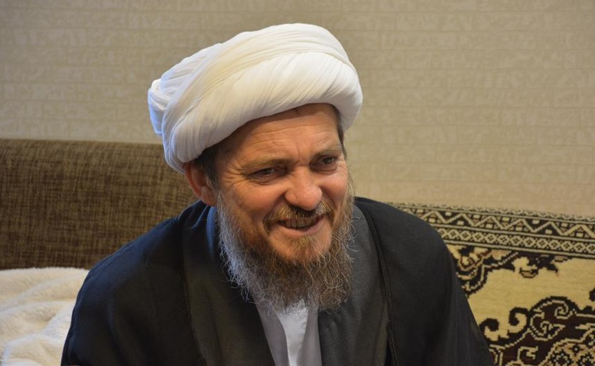 (ویدئو) آتش زدن کتاب مرجع پزشکی جهان توسط 