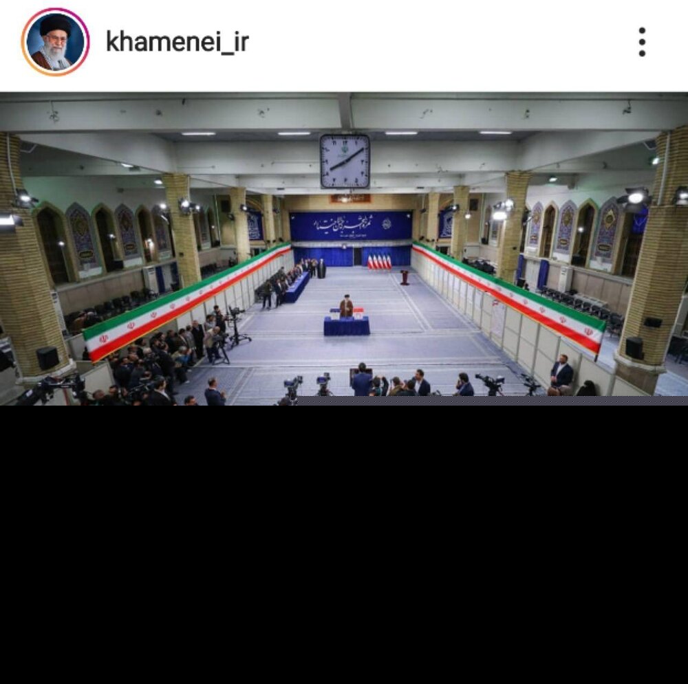 عکسی متفاوت از لحظه رأی دادن رهبر انقلاب