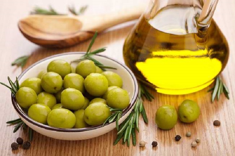 روغن زیتون برای درمان زانو درد زانو درد؛ علل، انواع و راههای درمان آن