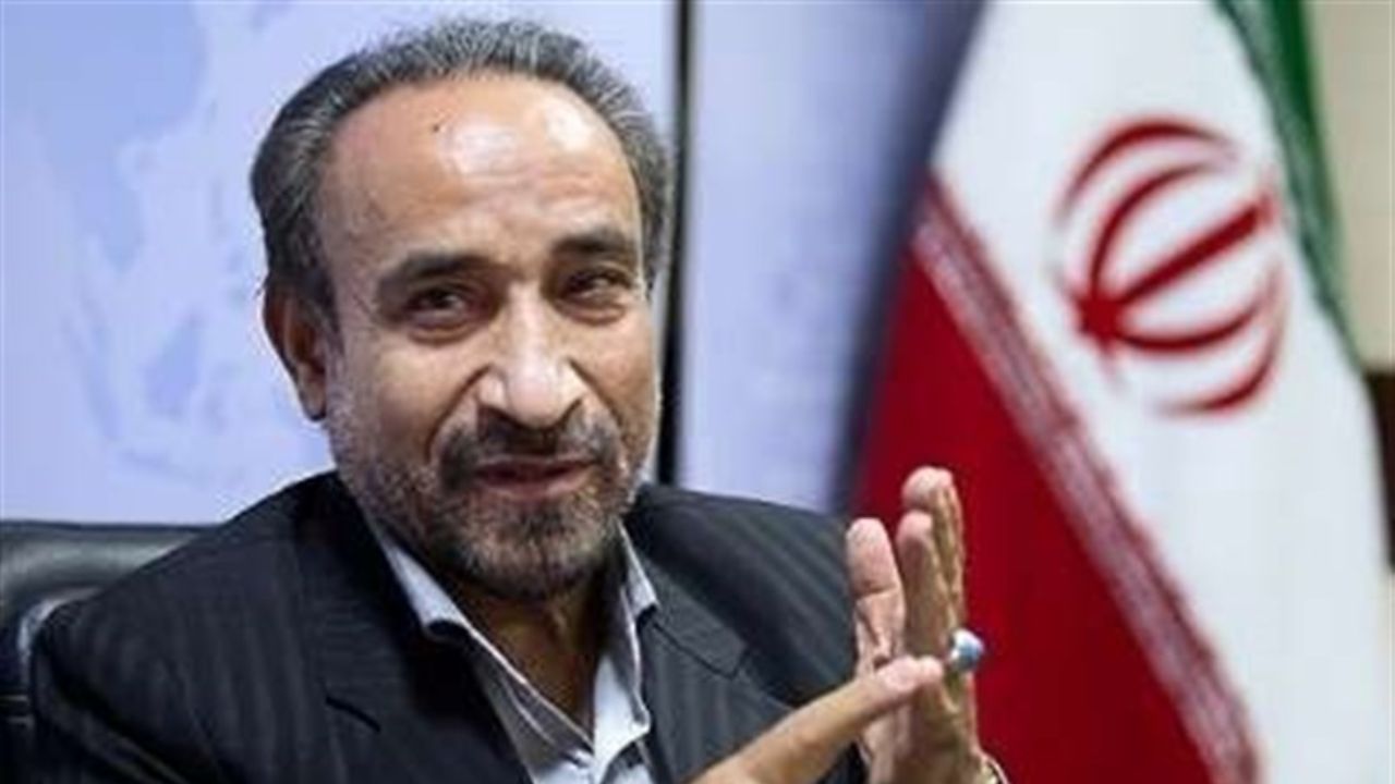 خباز: رهبری ترمز تندروها را کشیدند/نیت خوانی نکنیم/// خباز: رهبری ترمز تندروها را کشیدند/نیت خوانی نکنیم///