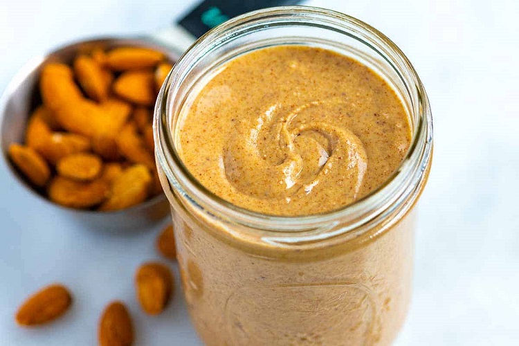 طرز تهیه روغن بادام خانگی روغن بادام و خواص شگفت انگیز آن