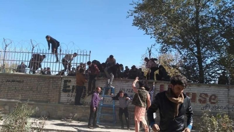 ۲۲ کشته در حمله داعش به دانشگاه کابل