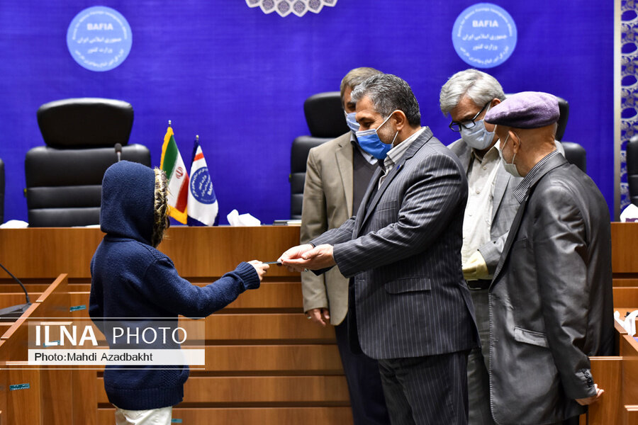 تصاویر نخستین شناسنامه ایرانی فرزندان پدر خارجی و مادر ایرانی