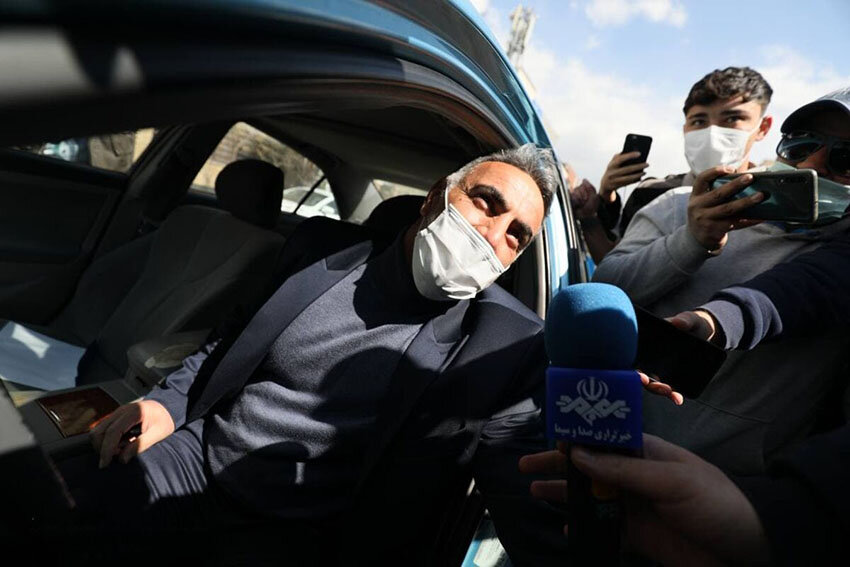 (تصاویر) خنده‌های معنادار فکری بعد از جدایی از استقلال