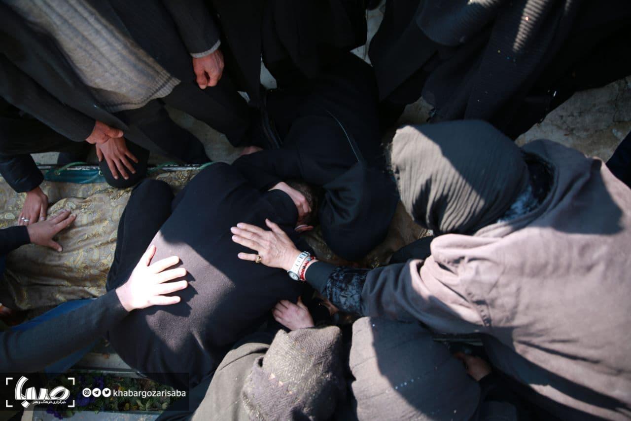 حمید لبخنده به خاک سپرده شد