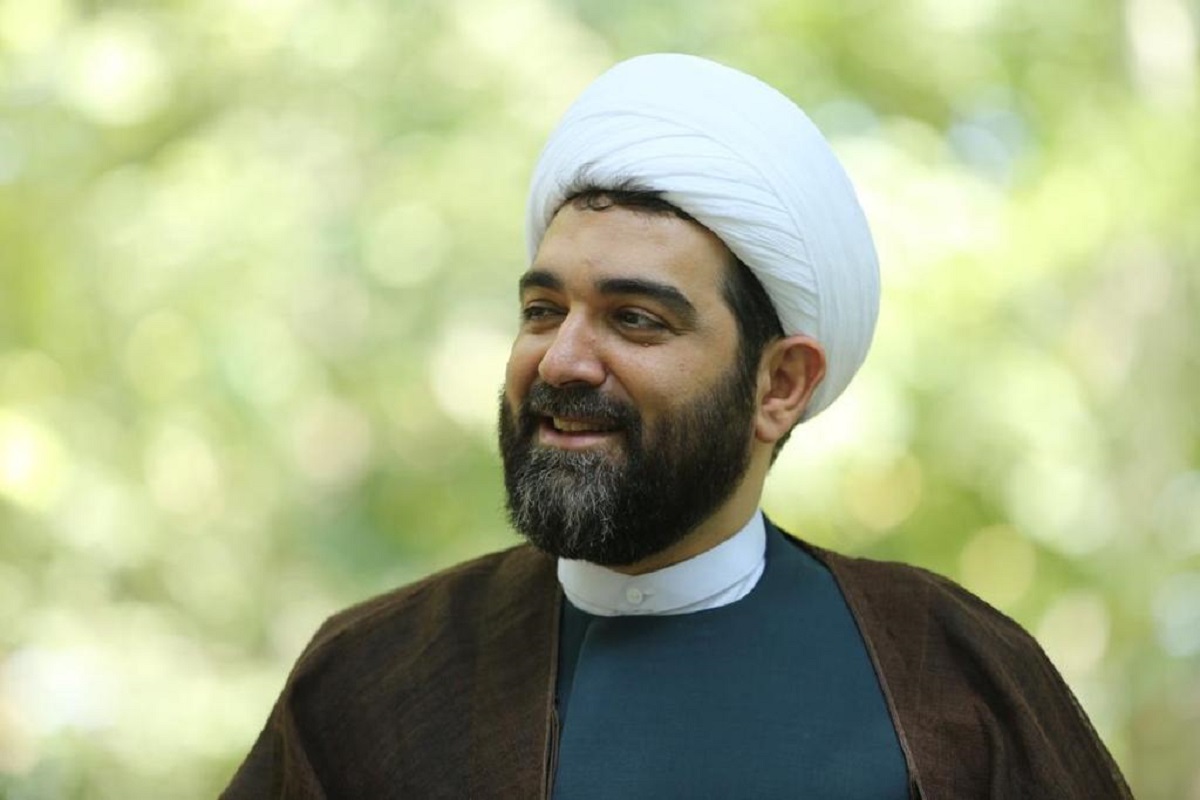 پخش محصولات فرهنگیِ خارجی بدون کپی رایت اخلاقی نیست