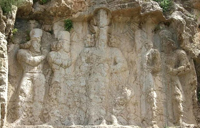 آثار تاریخی