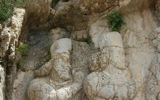 آثار تاریخی