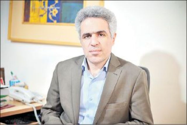 افزایش فشار بر مشاورین املاک؛ آیا شیوه دلالی مسکن تغییر پیدا خواهد کرد؟