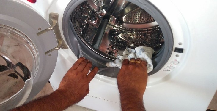 نکات ساده برای تمیز کردن لوازم برقی در خانه