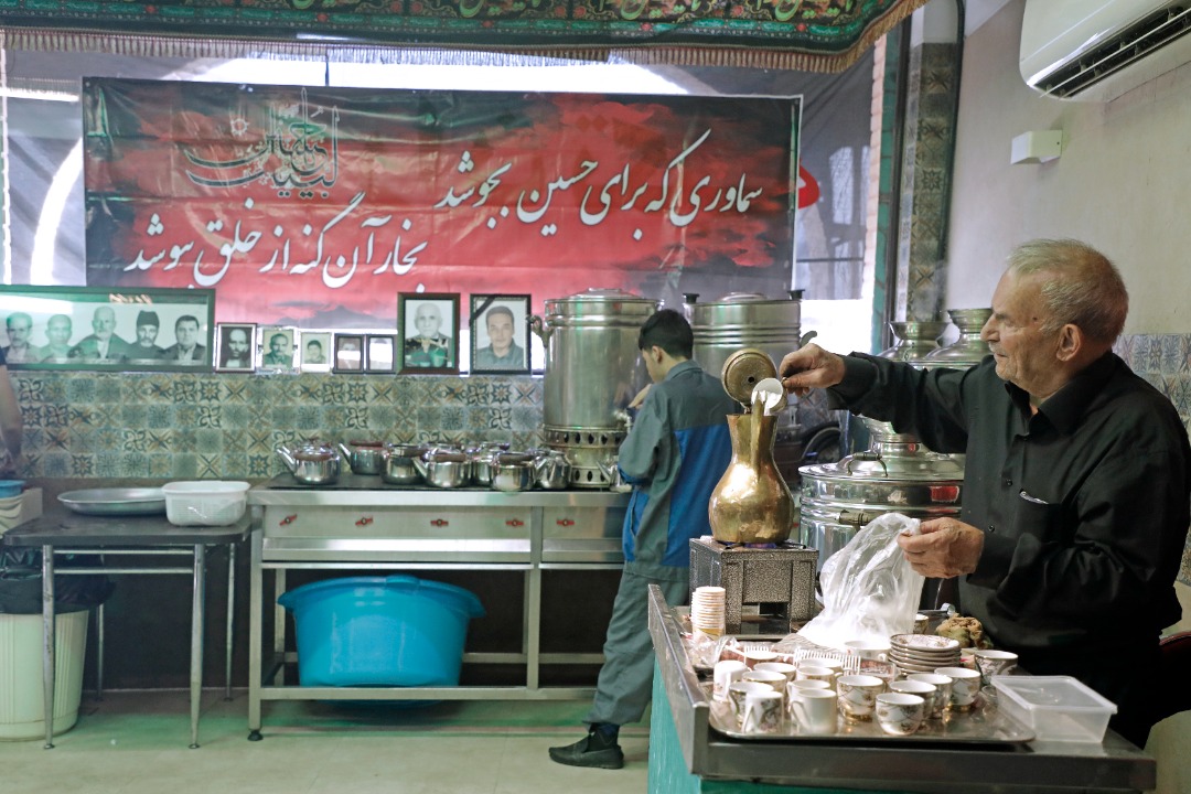 رسم پذیرایی از عزاداران