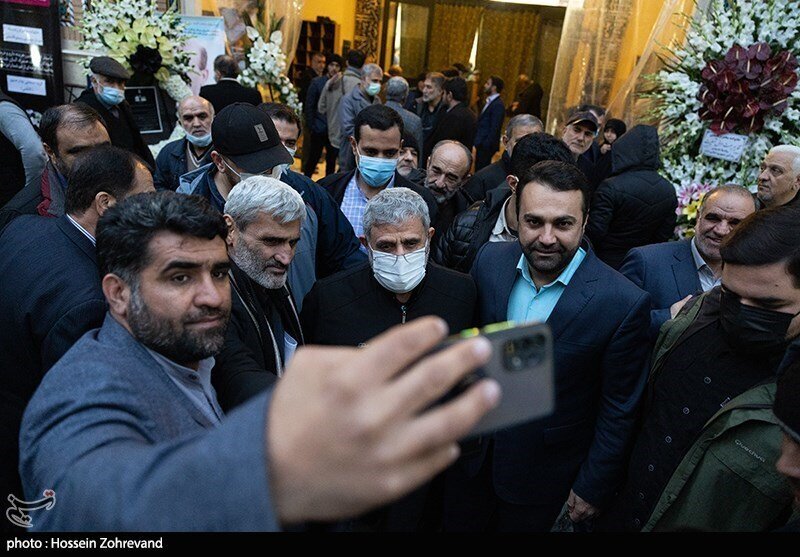 (عکس) سلفی با سردار قاآنی